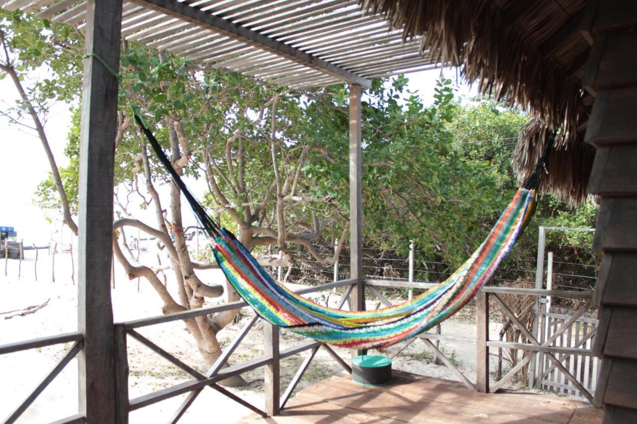 Atins Beach Chales Luaran gambar
